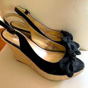 Black open toe heels are 3 inch. Can wear w jeans or shirts.